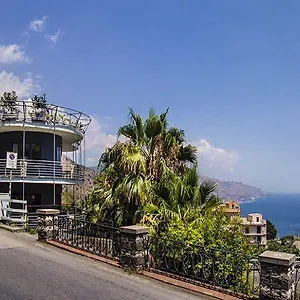 Palace 4*, Taormina Itália